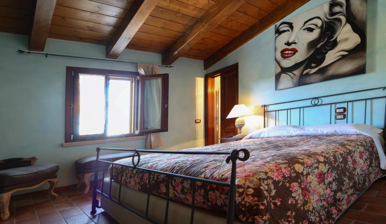La Puraza Comfort Rooms Rimini Ngoại thất bức ảnh
