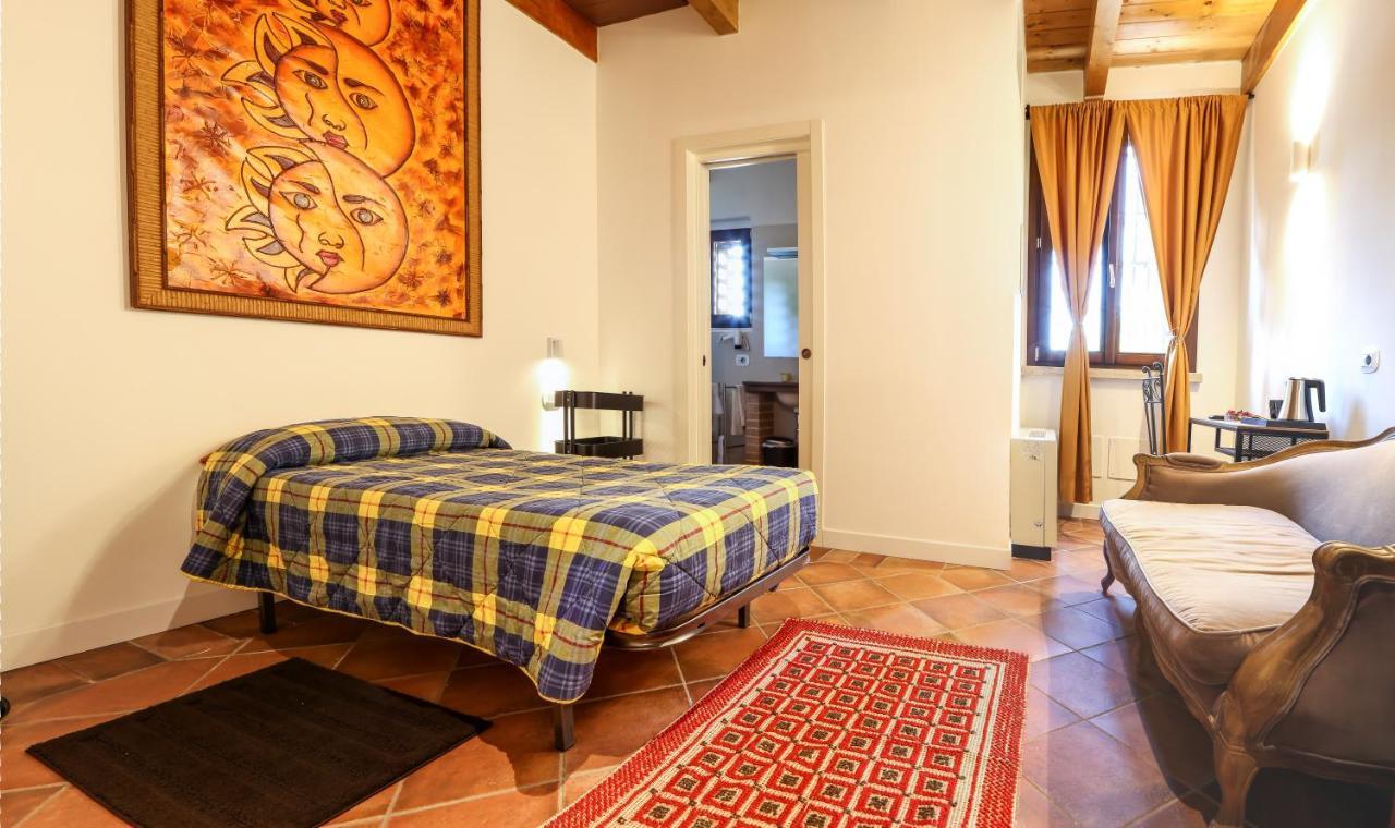 La Puraza Comfort Rooms Rimini Ngoại thất bức ảnh